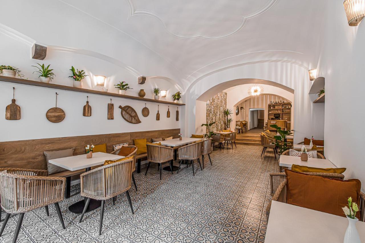Apartmany Kolegium Пряшів Екстер'єр фото